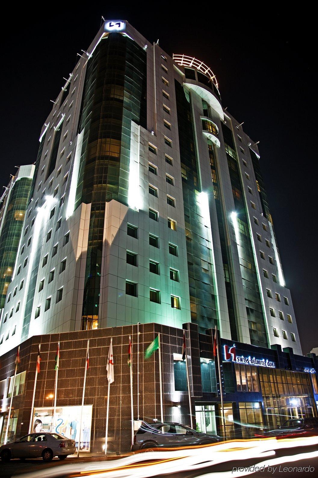 Amt Mena Aparthotel Доха Екстериор снимка