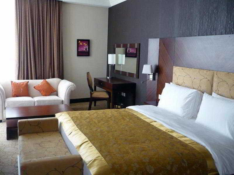 Amt Mena Aparthotel Доха Стая снимка