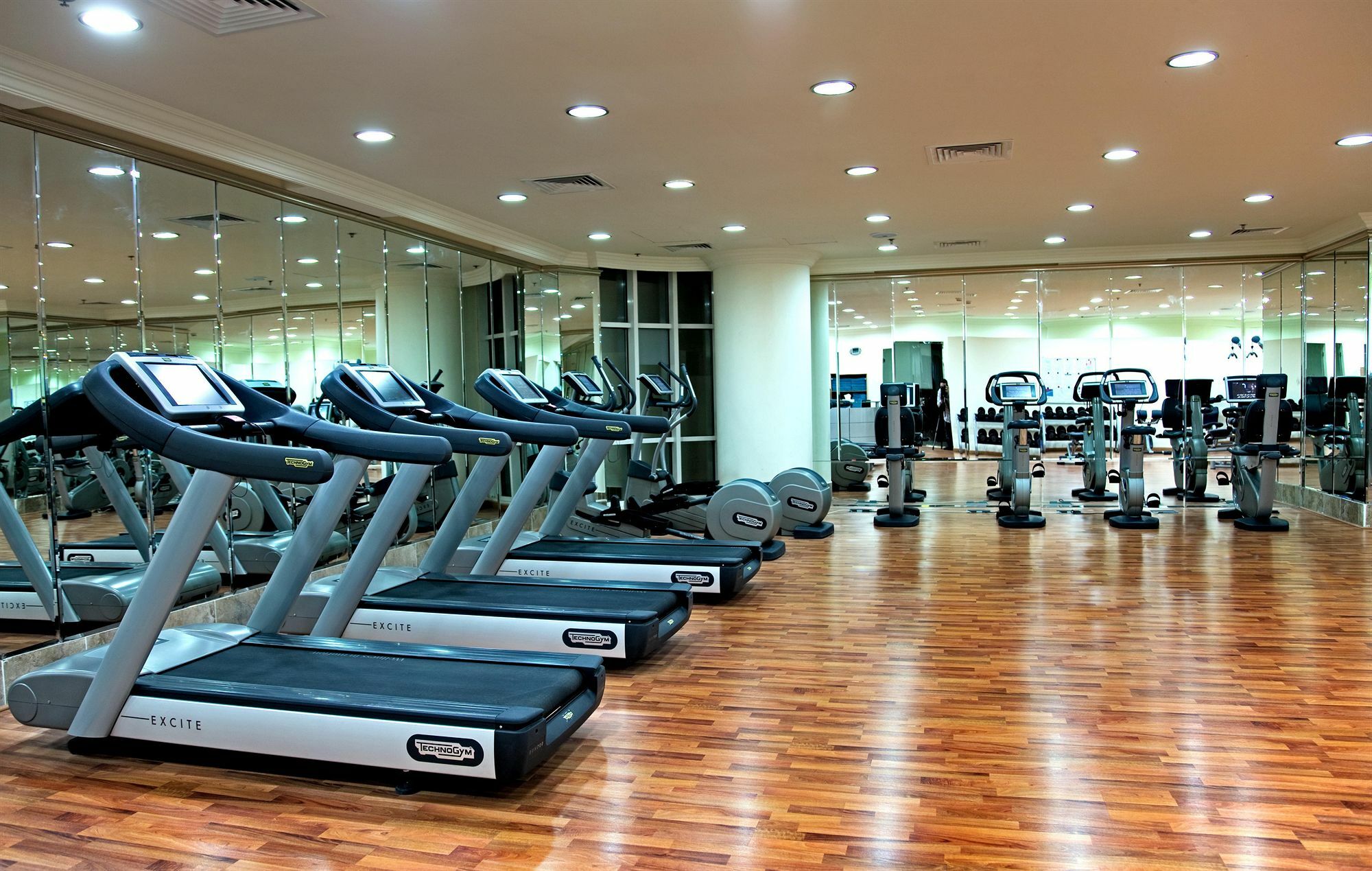 Amt Mena Aparthotel Доха Екстериор снимка
